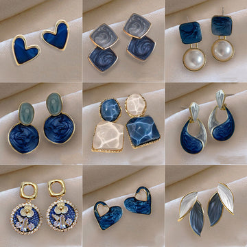 Blue Loving Heart Earrings for Women 2024 New Arrival Easiest for Match Special Earrings Niche Design Fancy Graceful Earrings