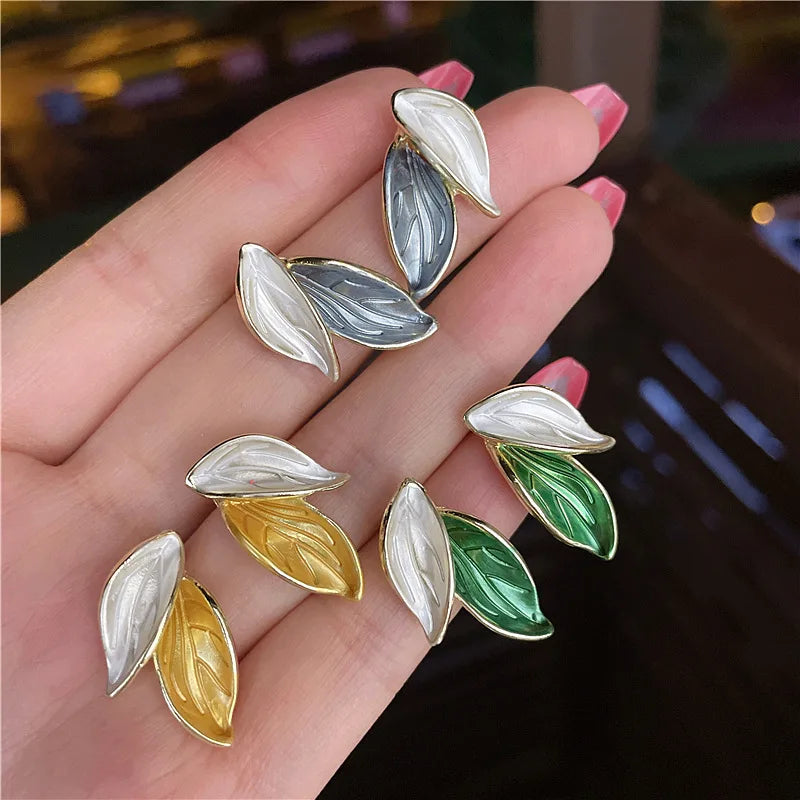 Blue Korean Leaf Stud Earrings for Women Minimalist Cute Plant Piercing Earrings Girl Couple Gifts Daily Life Jewelry 2022