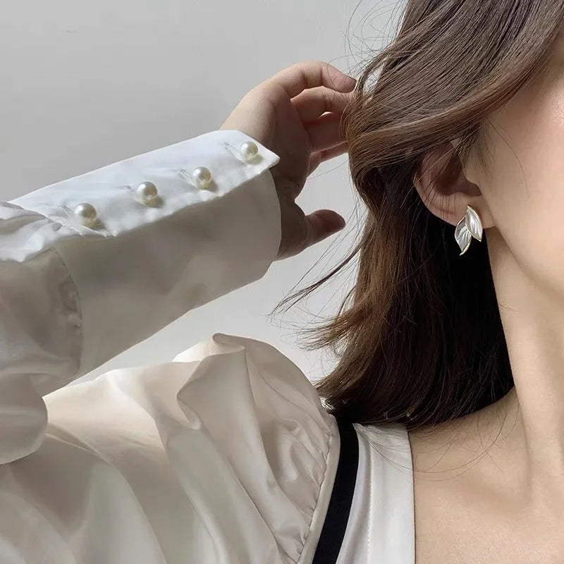 925 Sterling Silver Trendy Fresh Lovely Temperament earring Sweet Grey Leaf Stud Earrings for Women Fashion Jewelry Dropshipping